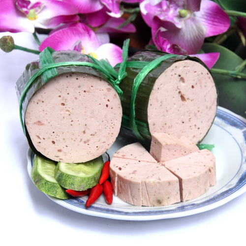 làm giò lụa thơm ngon có dùng bột bắp biến tính