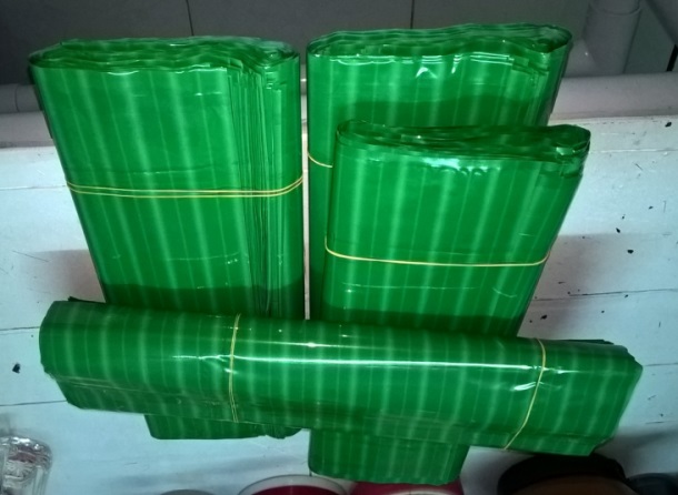 lá chuối giả